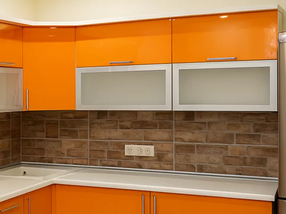 Оранжевая угловая кухня Color-MIX VIP-Master 3000x2140x1800 Оранжевая угловая кухня Color-MIX VIP-Master 3000x2140x1800